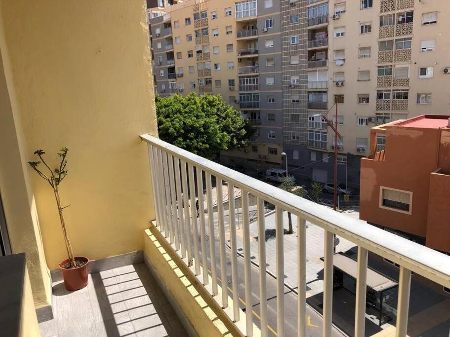 Apartamento Sol Y Luna Алмерия Екстериор снимка